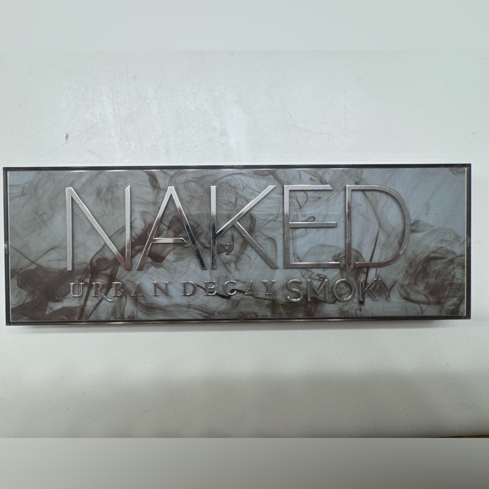 Urban Decay Naked Smoky Palette with Silver Accents